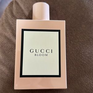 Gucci Bloom Perfume